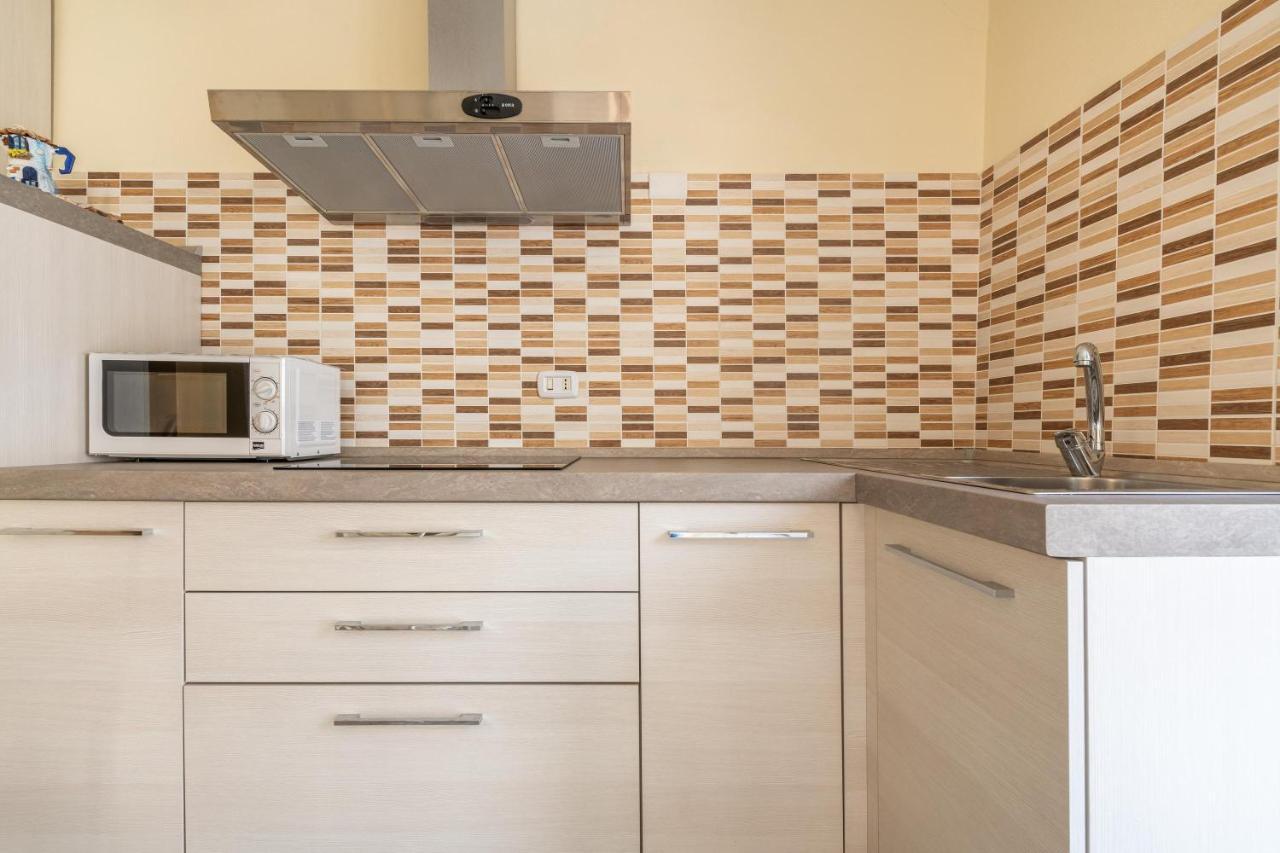 Apartamento Casa Di Stefania Fluminimaggiore Exterior foto