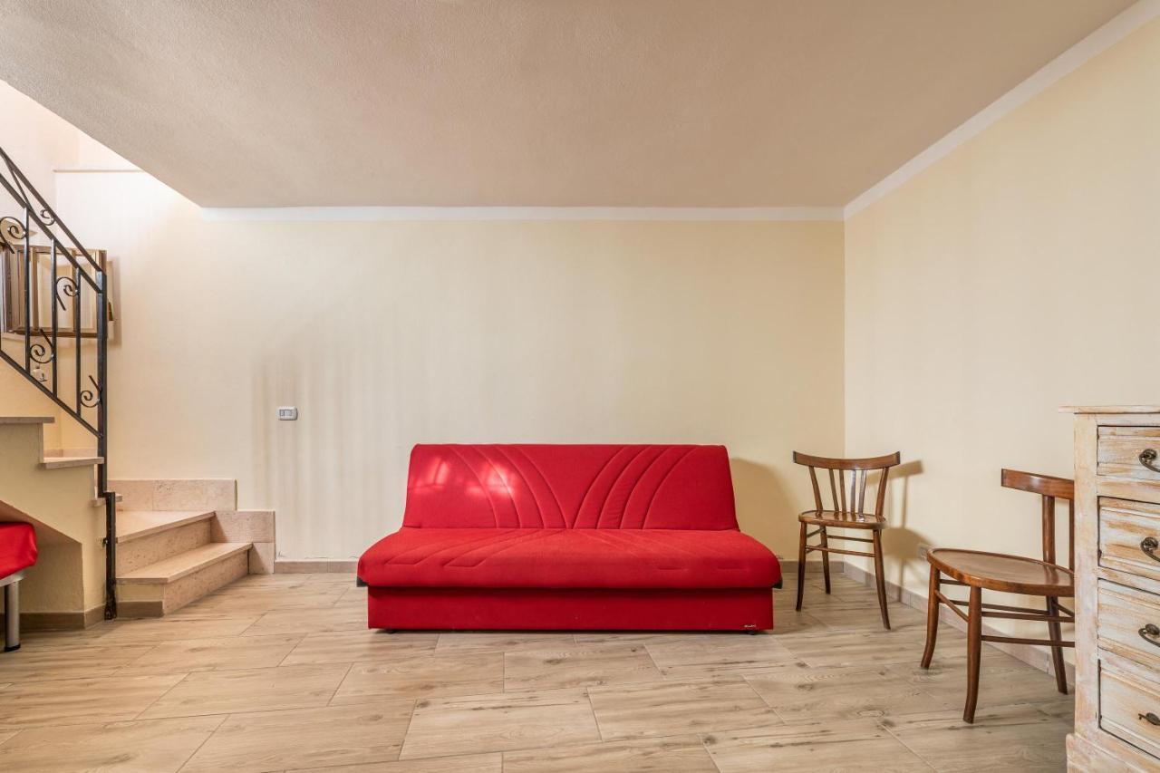 Apartamento Casa Di Stefania Fluminimaggiore Exterior foto